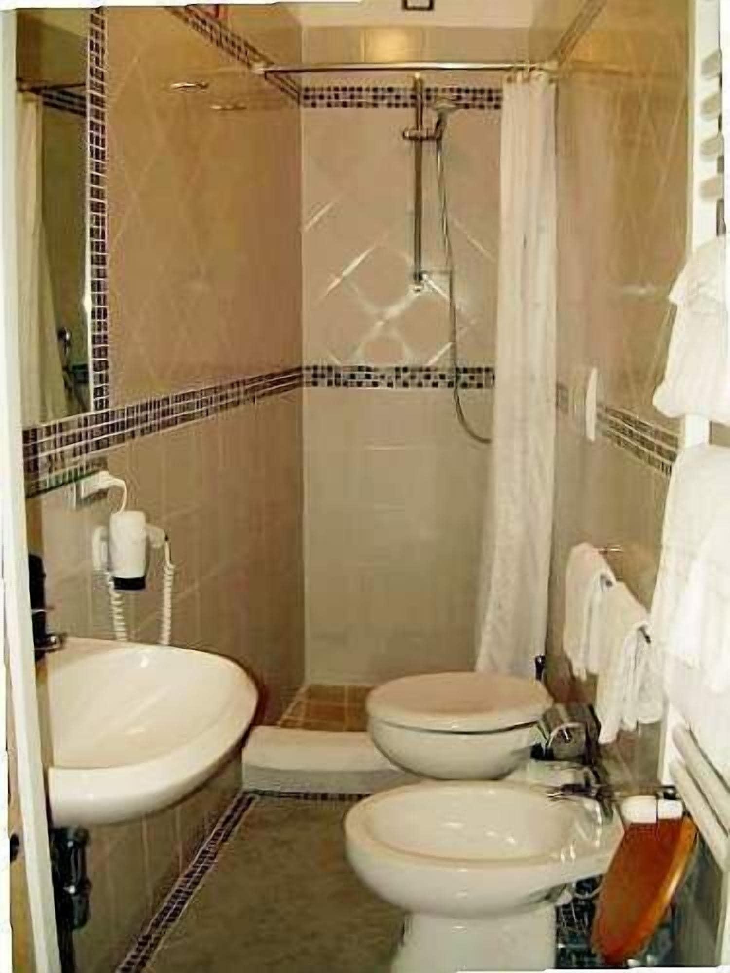 Elide 3*