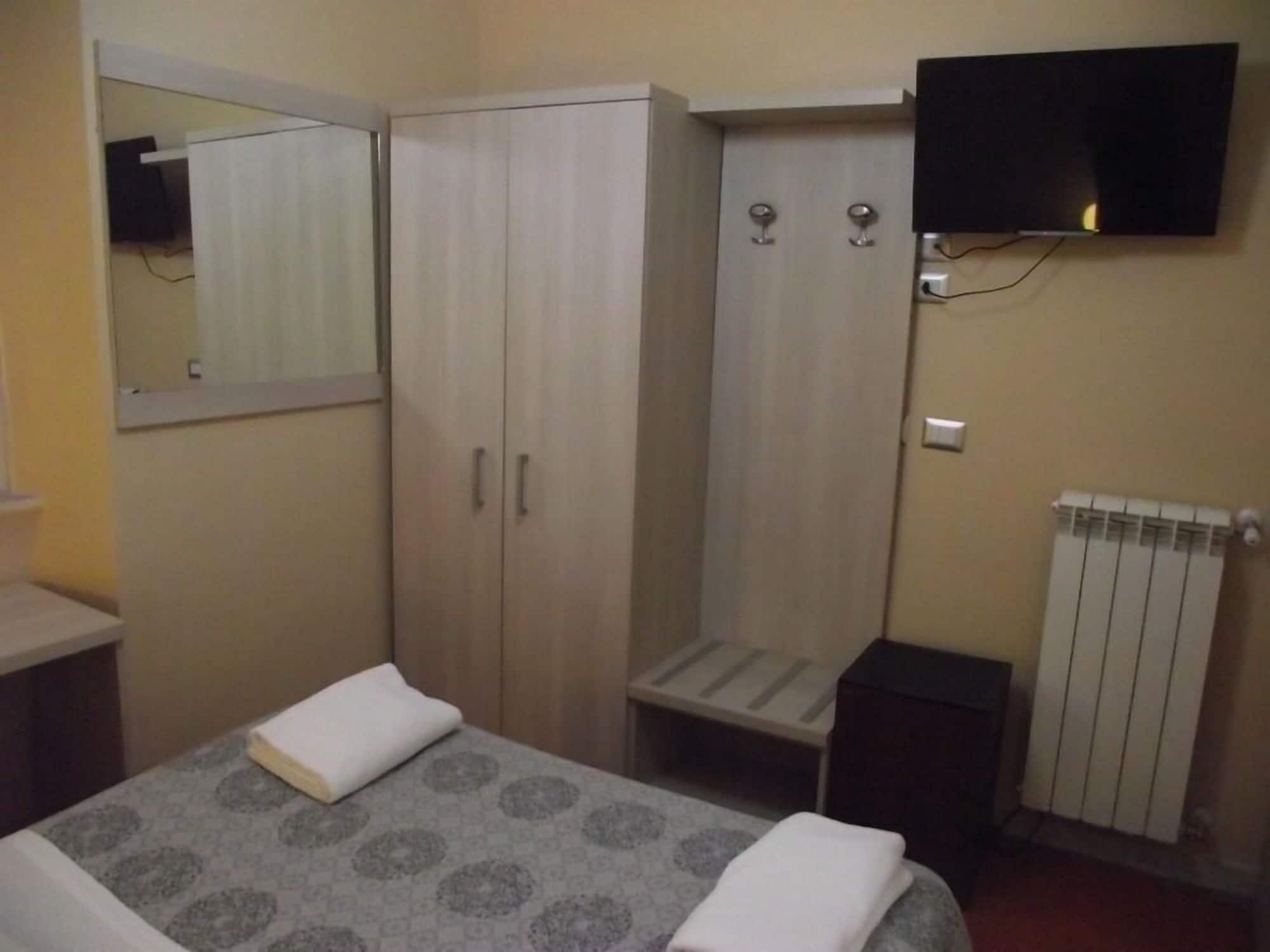 Hotel Elide 3*